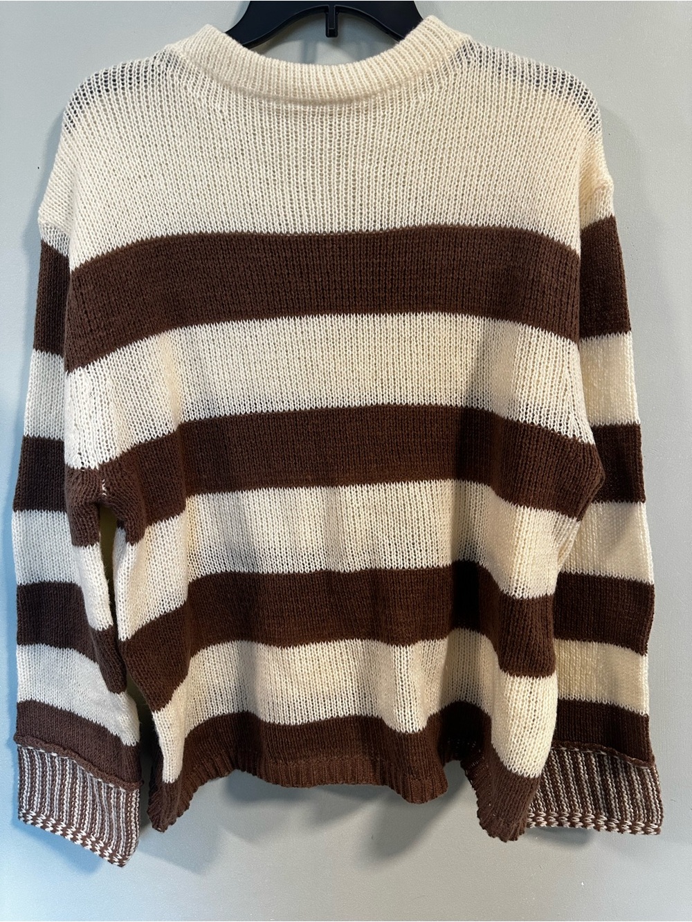 heyday Cream and Brown Wide-Stripe Crewneck Sweater